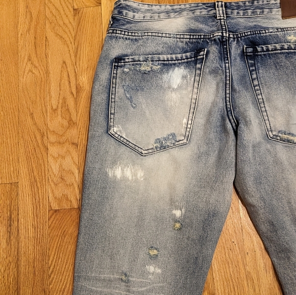 Denim House Light Faded Riped Denim Jeans - Picture 6 of 10